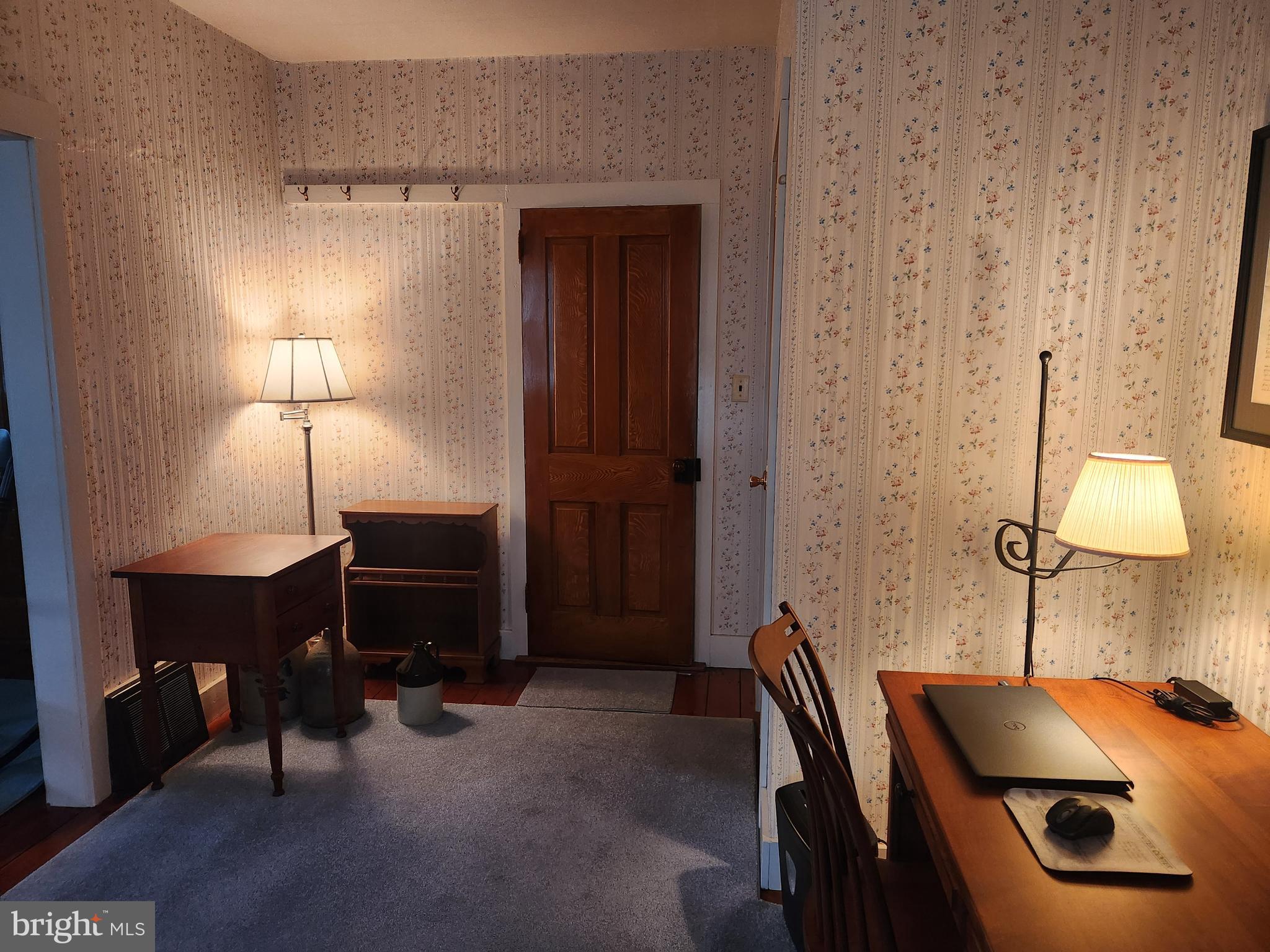 123 North 11th Street Akron, PA 17501 - Photo 34 of 43 a lamp on a table in a room