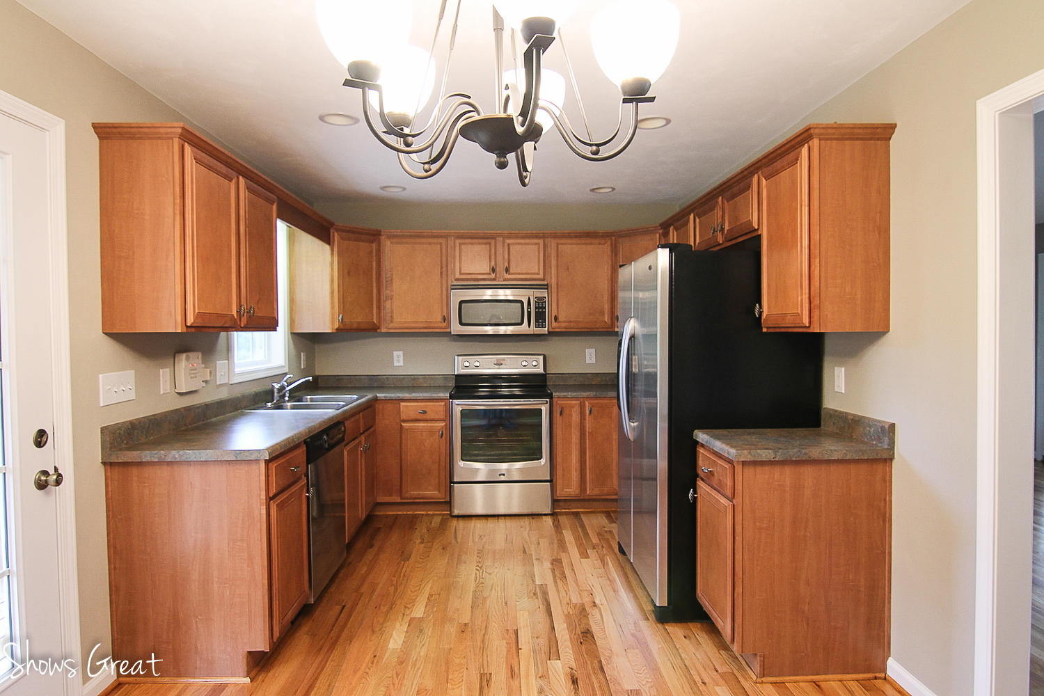 711 North Mill Road Salem, VA 24153 - Photo 7 of 36 Kitchen
