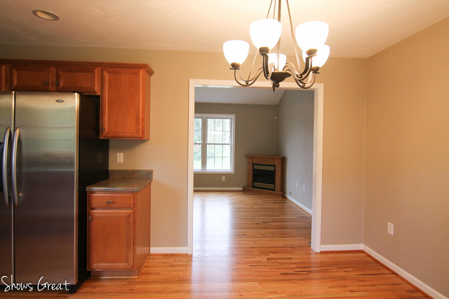 711 North Mill Road Salem, VA 24153 - Photo 8 of 36 DR to Great Room