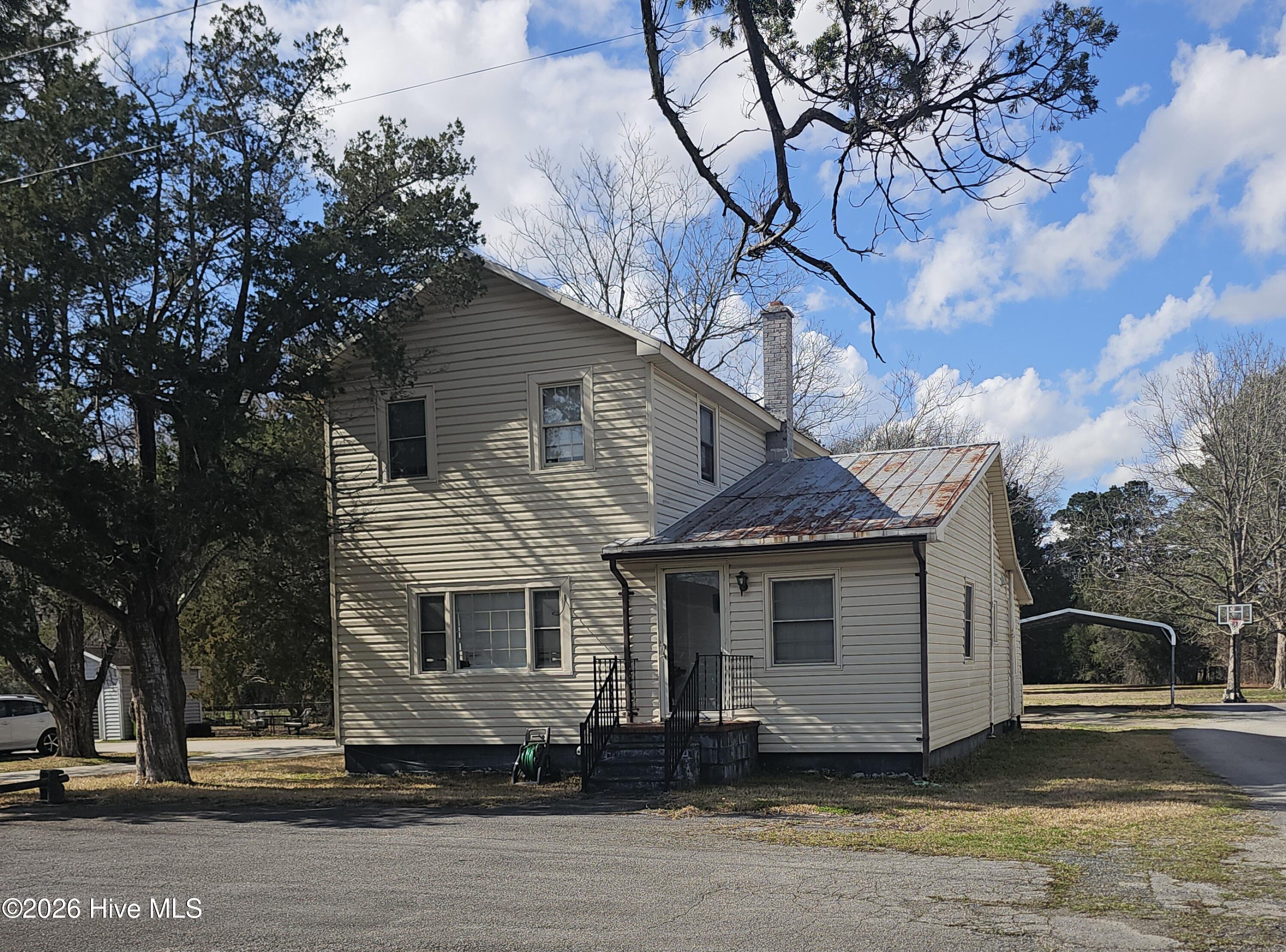 3100 Trent Road New Bern, NC 28562 - Photo 3 of 18 3106