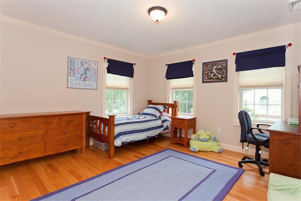 38 Oldham Road Arlington, MA 02474 - Photo 17 of 28 Gallery Image 17