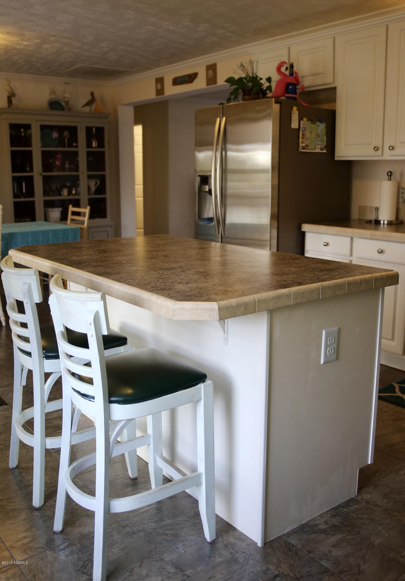 9 View Point Circle St. Helena Island, SC 29920 - Photo 8 of 36 Kitchen