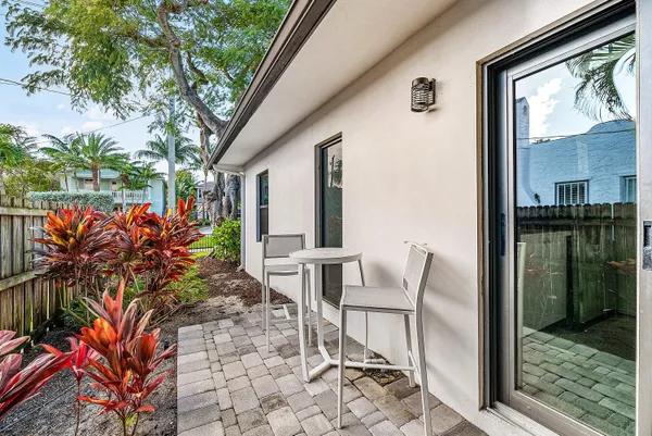 $1,495,000 | 215 North Swinton Avenue, Delray Beach, FL 33444