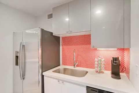 $1,595,000 | 215 North Swinton Avenue, Delray Beach, FL 33444