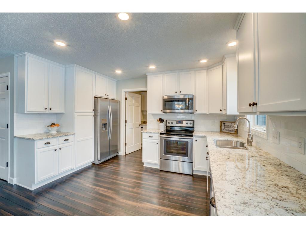 715 McCutcheon Road Hudson, WI 54016 - Photo 1 of 1 Gallery Image 1