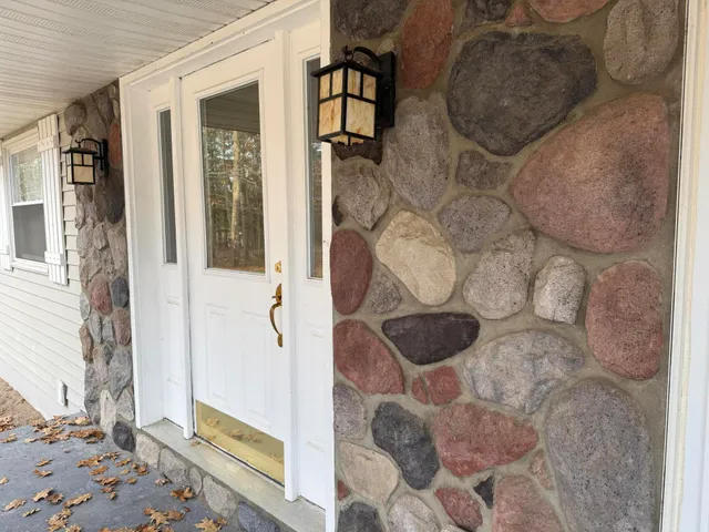 $429,900 | 3285 Mineral Springs Trail, Mount Pleasant, MI 48858