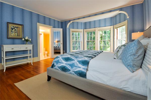 674 Webster Street Needham, MA 02492 - Photo 11 of 18