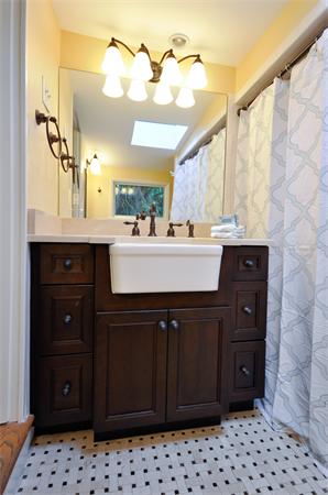 674 Webster Street Needham, MA 02492 - Photo 12 of 18