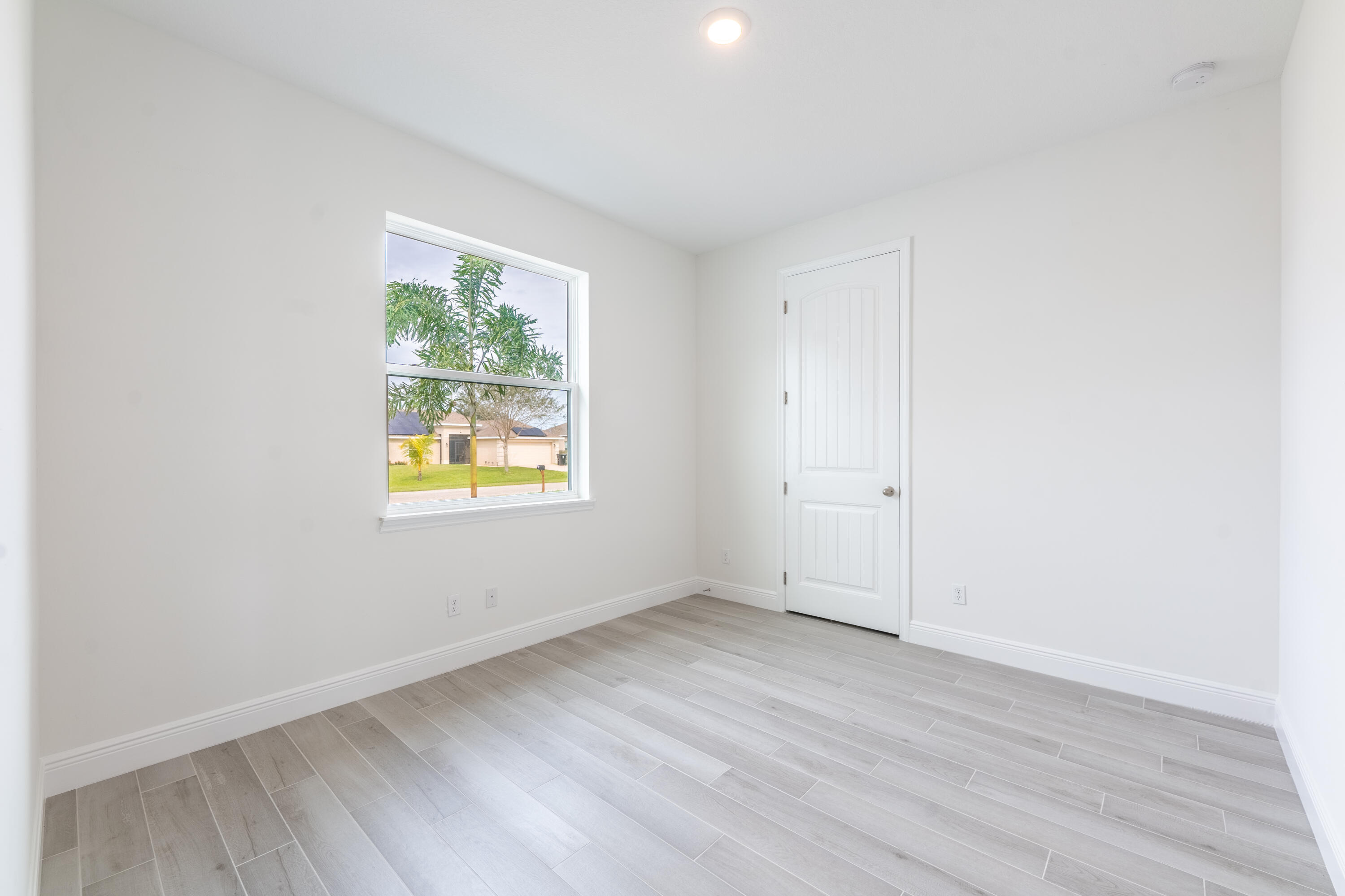 7505 Sebastian Road Fort Pierce, FL 34951 - Photo 3 of 19 DSC09680-HDR (7)