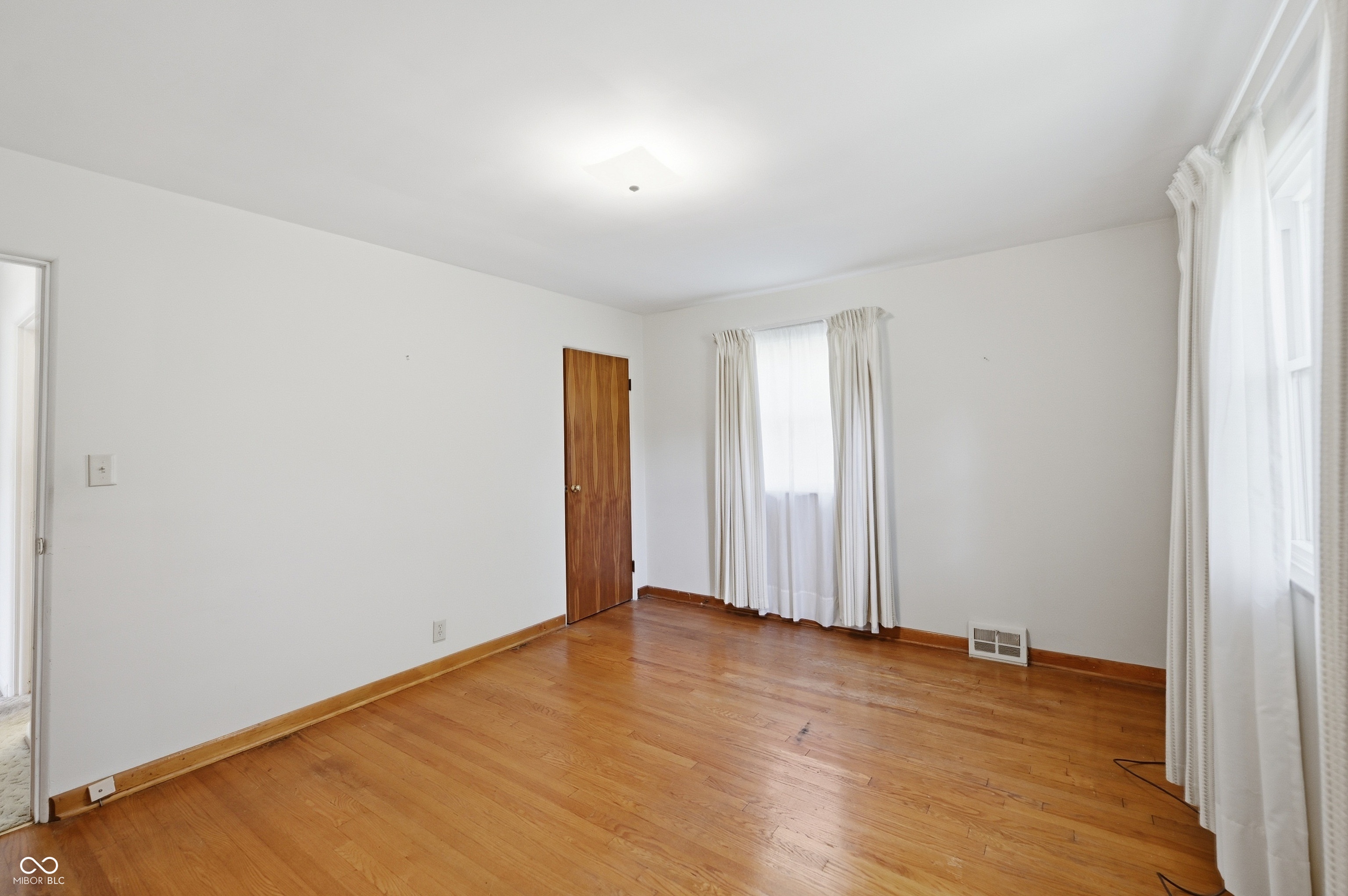 6247 Acton Road Indianapolis, IN 46259 - Photo 15 of 33