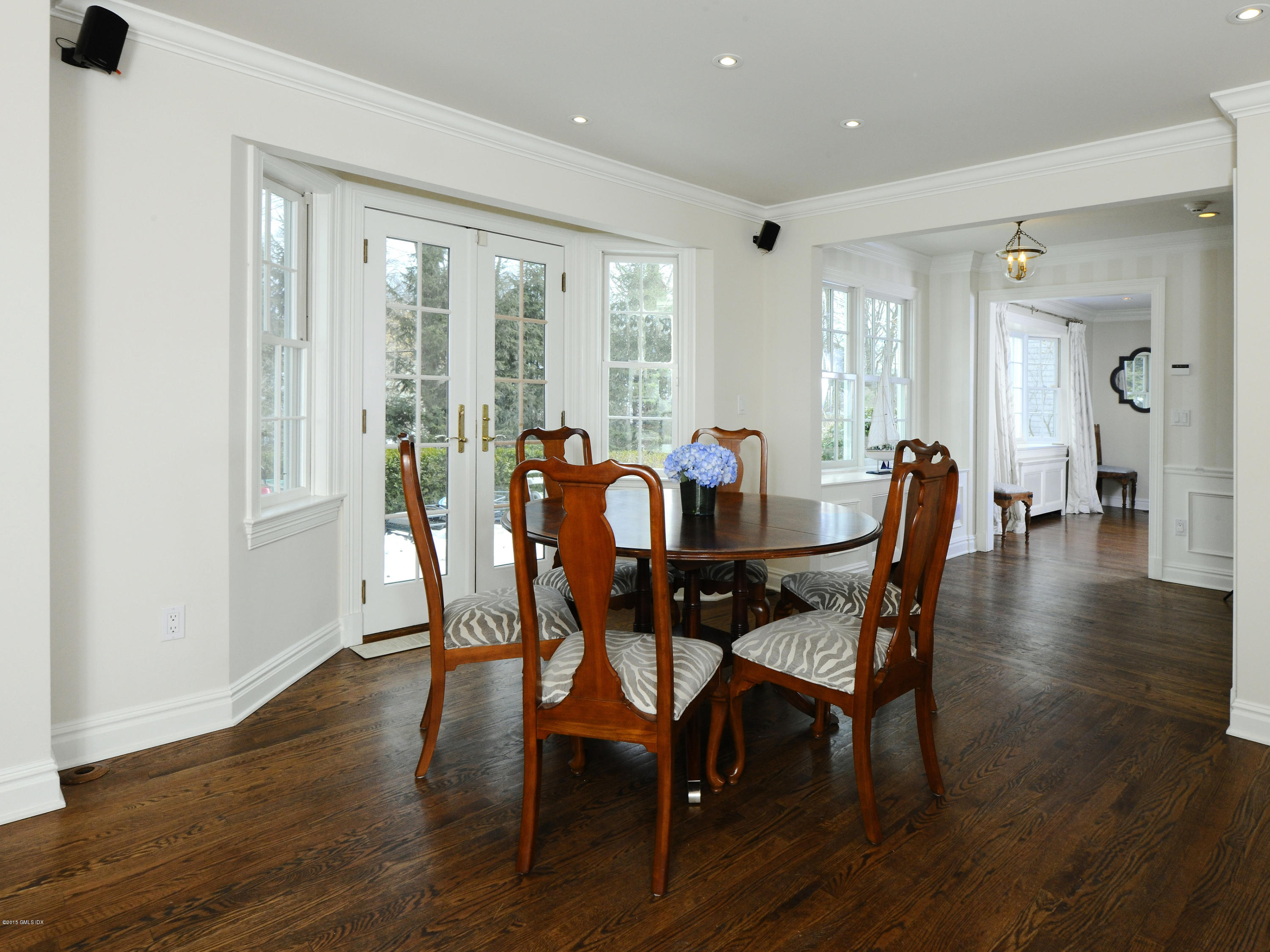 7 Druid Lane Riverside, CT 06878 - Photo 6 of 25 6 Dining.jpg