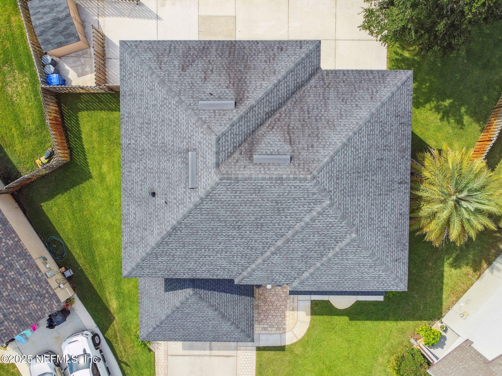 116 Nunna Rock Trail St. Augustine, FL 32092 - Photo 71 of 111 a aerial view of a house with a yard and large tree