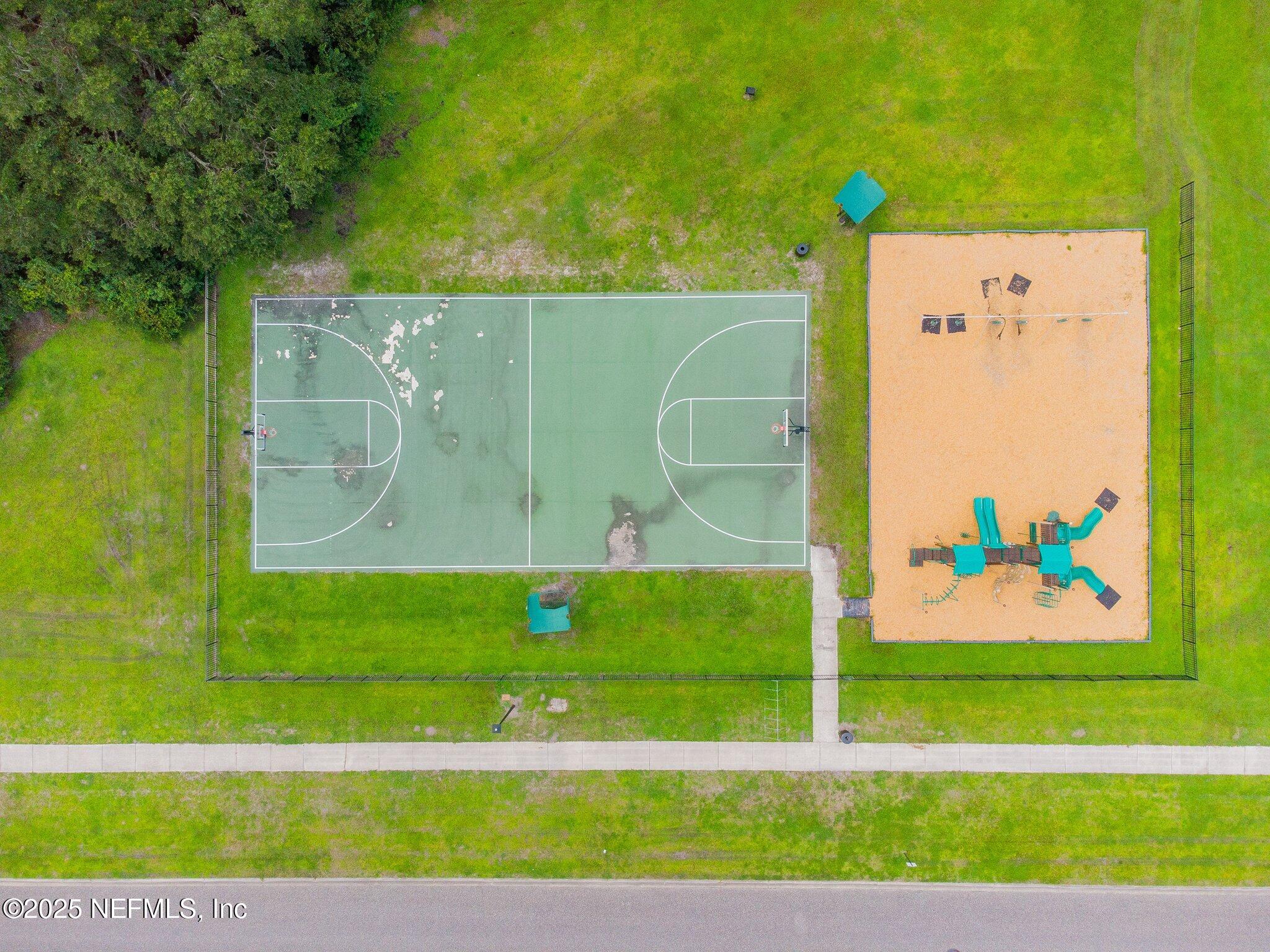 116 Nunna Rock Trail St. Augustine, FL 32092 - Photo 84 of 111 a view of a park with a large tree