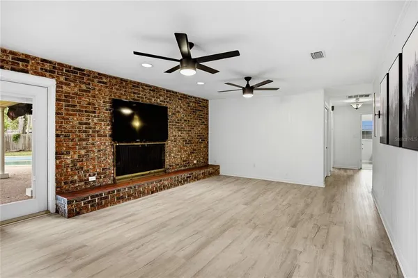 $440,000 | 3900 Northwest 37th Place, Gainesville, FL 32606