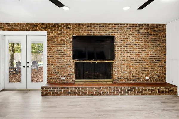 $440,000 | 3900 Northwest 37th Place, Gainesville, FL 32606