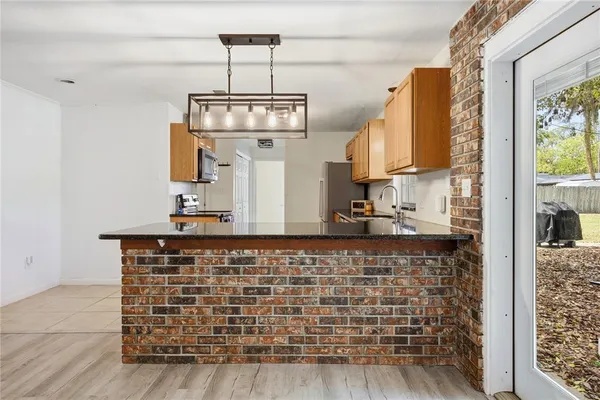 $440,000 | 3900 Northwest 37th Place, Gainesville, FL 32606