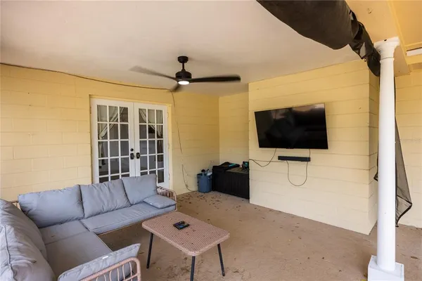 $440,000 | 3900 Northwest 37th Place, Gainesville, FL 32606