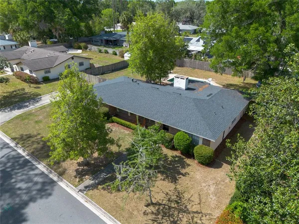 $440,000 | 3900 Northwest 37th Place, Gainesville, FL 32606