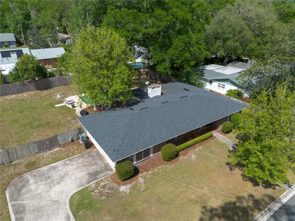 $440,000 | 3900 Northwest 37th Place, Gainesville, FL 32606
