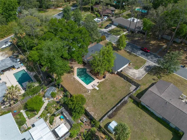 $440,000 | 3900 Northwest 37th Place, Gainesville, FL 32606