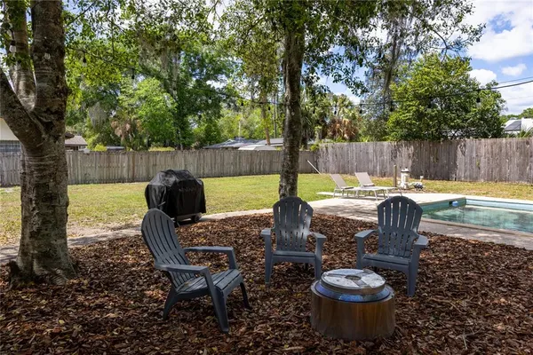 $440,000 | 3900 Northwest 37th Place, Gainesville, FL 32606