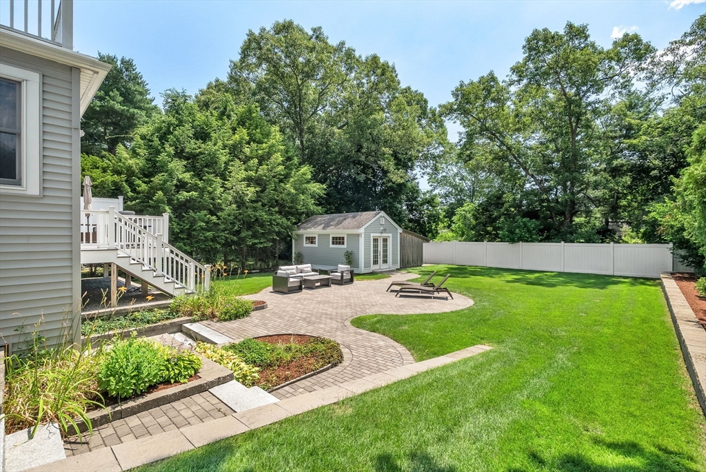 86 Grosvenor Road Needham, MA 02492 - Photo 29 of 35 Gallery Image 29