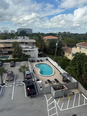 $2,200 | 2555 Northeast 11th Street, Unit 502, Fort Lauderdale, FL 33304