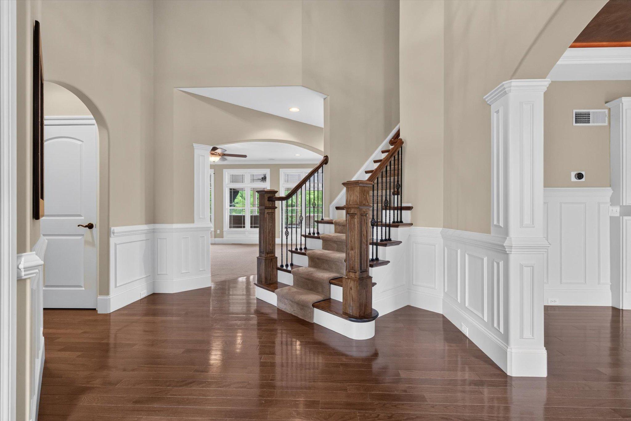 6505 Plowman Ridge Harrisburg, PA 17112 - Photo 7 of 83 Elegant entryway with grand staircase.