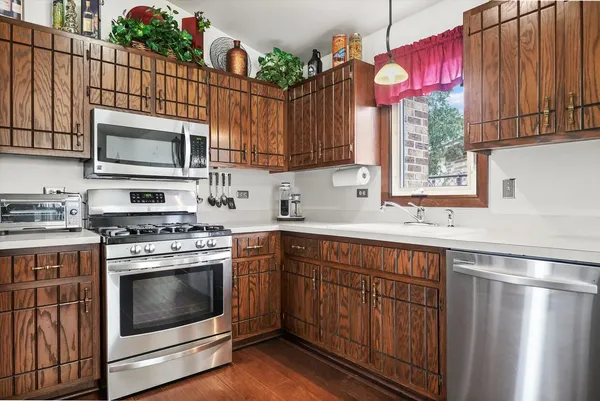 $399,974 | 12820 South Blossom Drive, Alsip, IL 60803