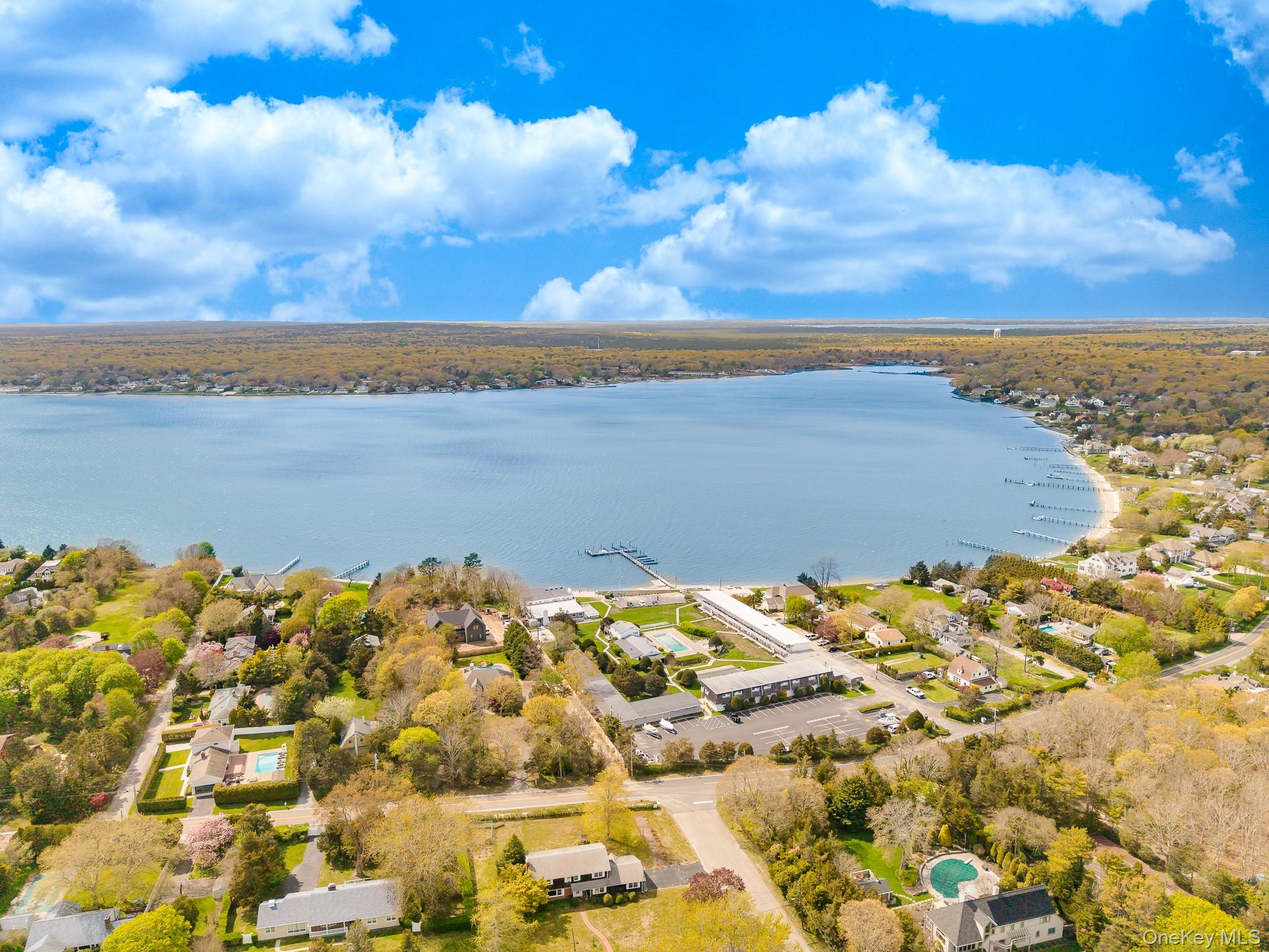 50 Rampasture Road, Unit 6 Hampton Bays, NY 11946 - Photo 8 of 35