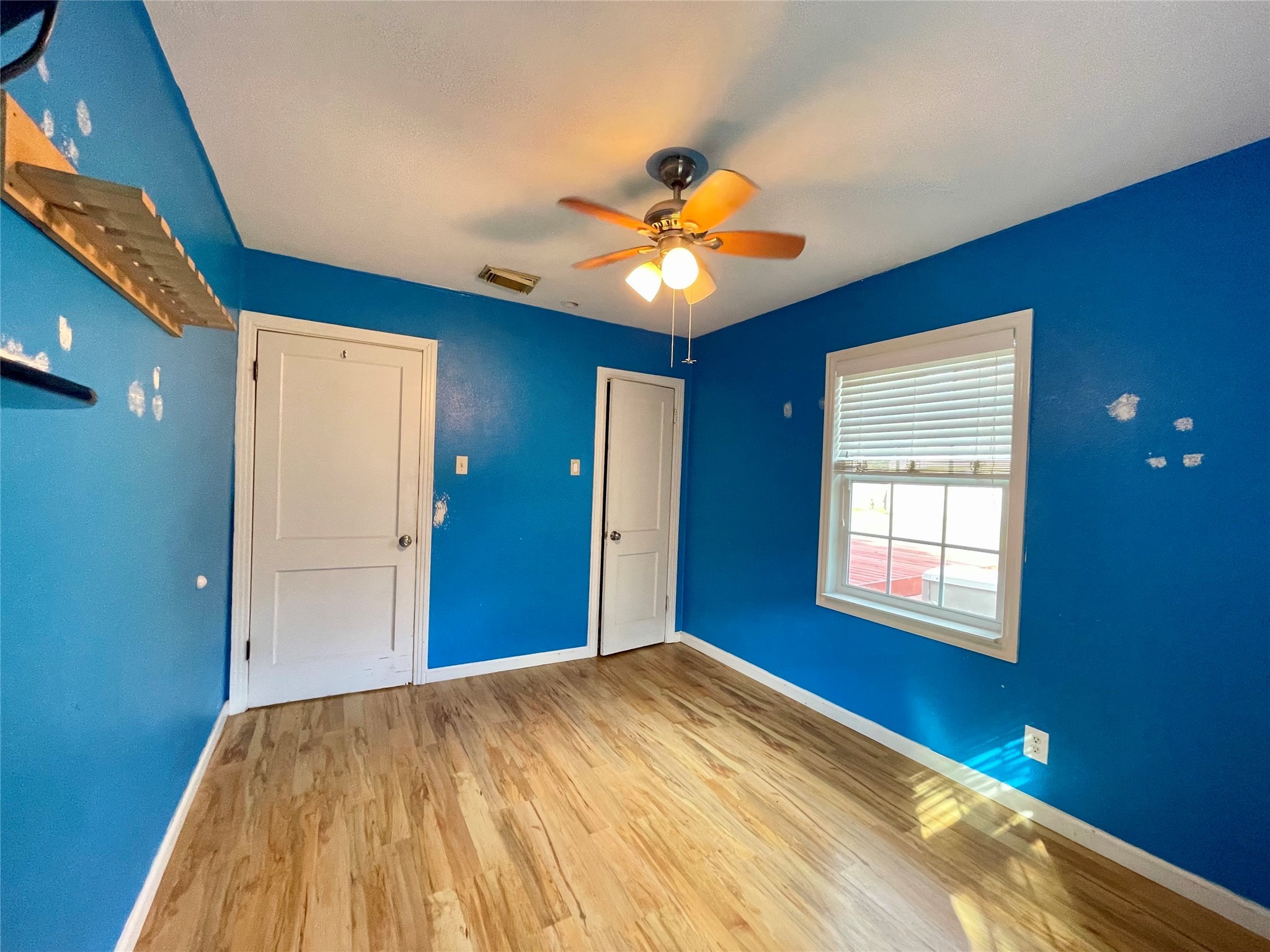 1113 Chevy Chase Drive Angleton, TX 77515 - Photo 23 of 32 Bedroom Two