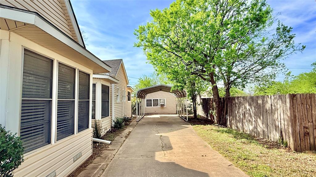 1122 4th Street Graham, TX 76450 - Photo 28 of 34