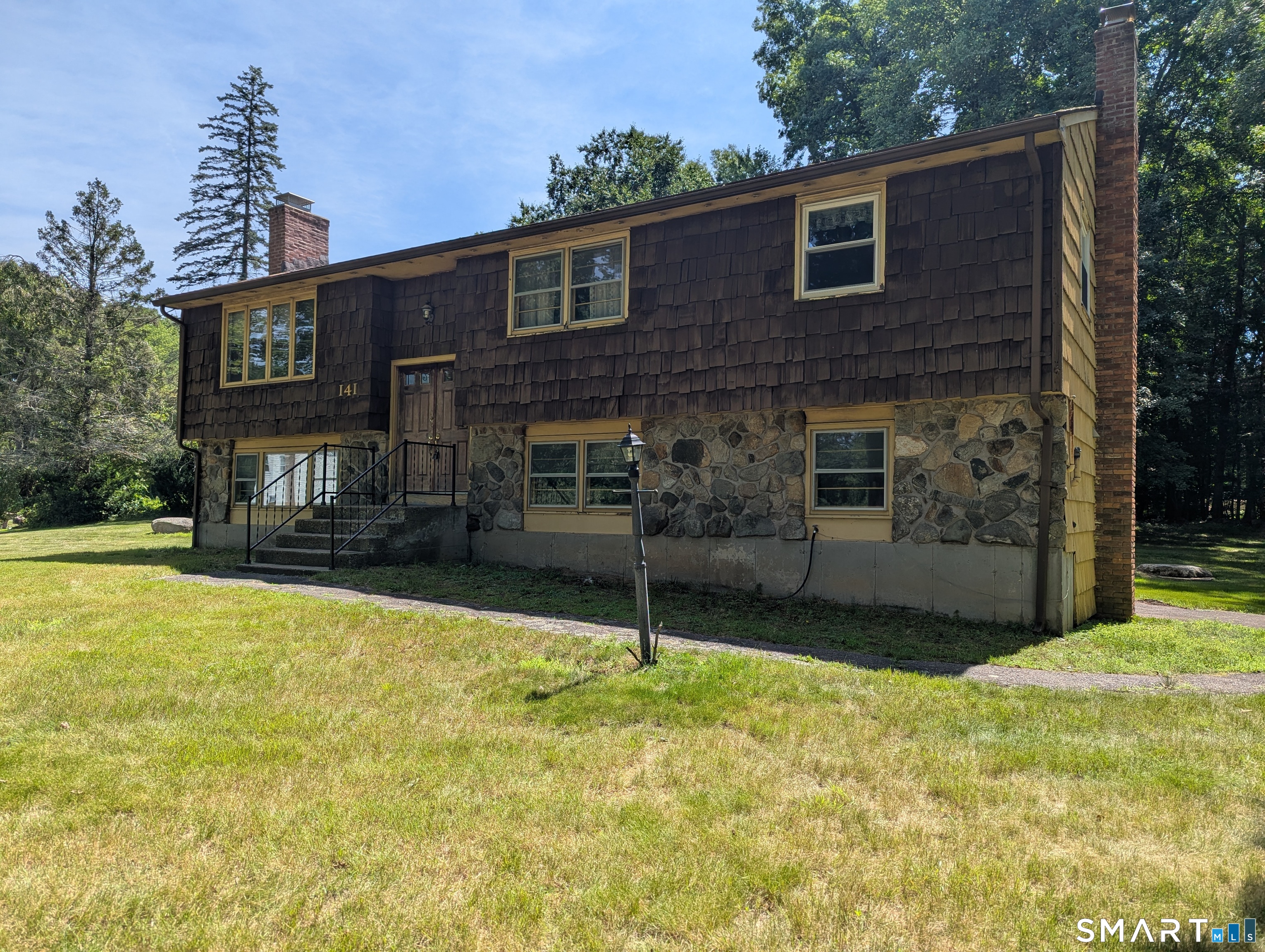 141 Forge Road Coventry, CT 06238 - Photo 3 of 24