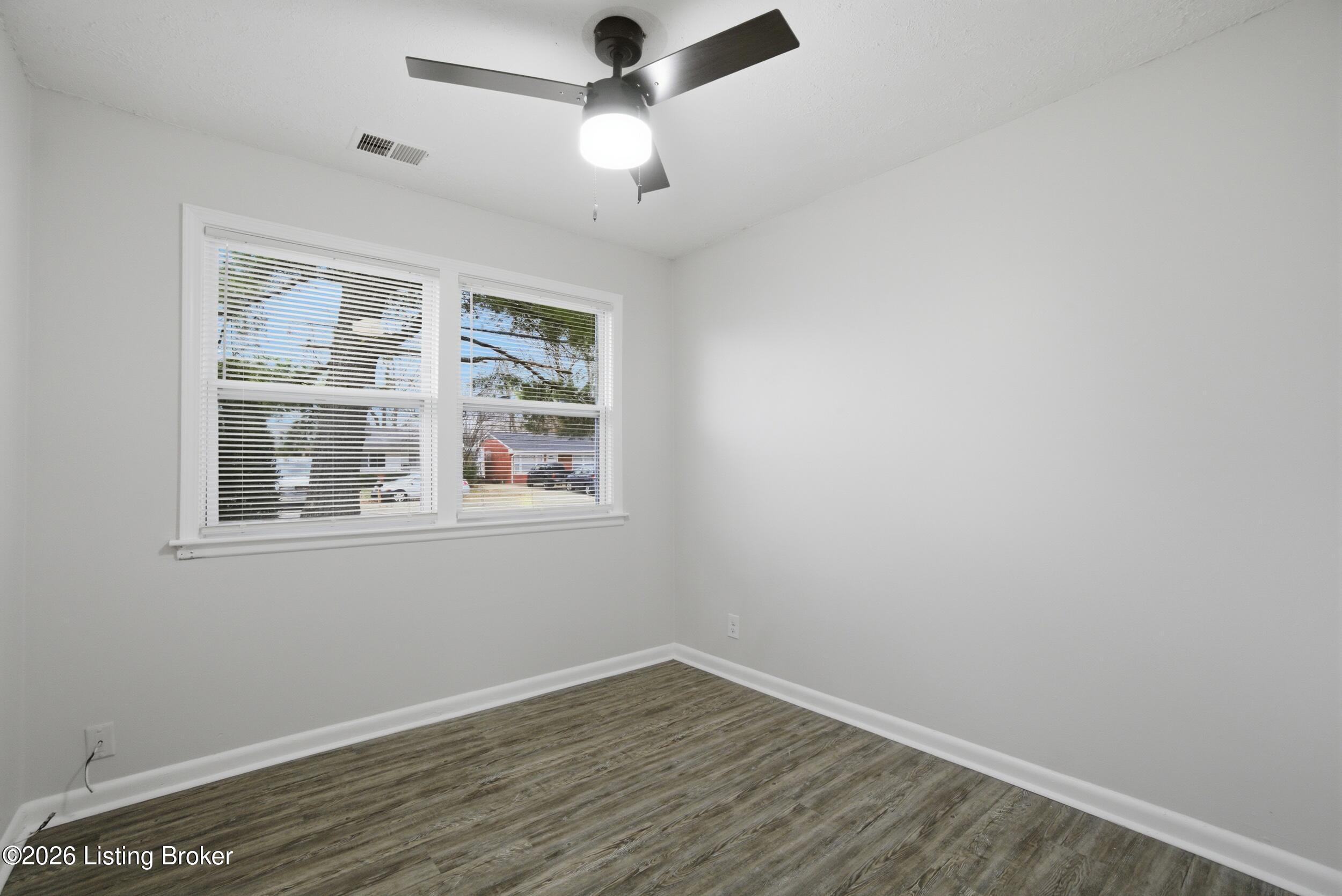 5612 Rustic Way Louisville, KY 40218 - Photo 19 of 33 dsc09949