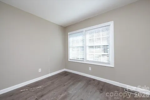 $215,000 | 406 Robinson-Clemmer Road, Dallas, NC 28034