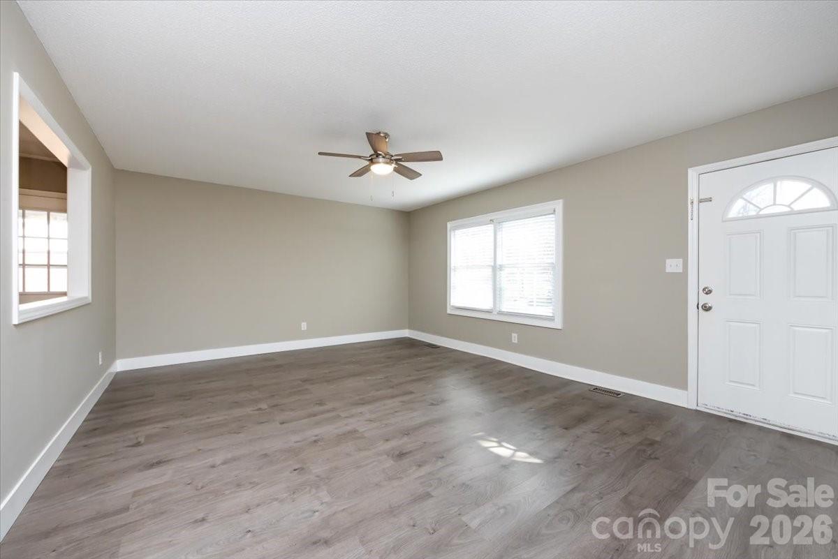 406 Robinson-Clemmer Road Dallas, NC 28034 - Photo 4 of 32