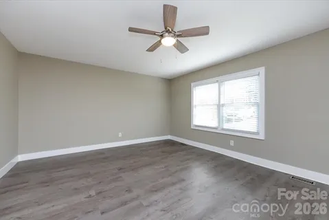 $215,000 | 406 Robinson-Clemmer Road, Dallas, NC 28034