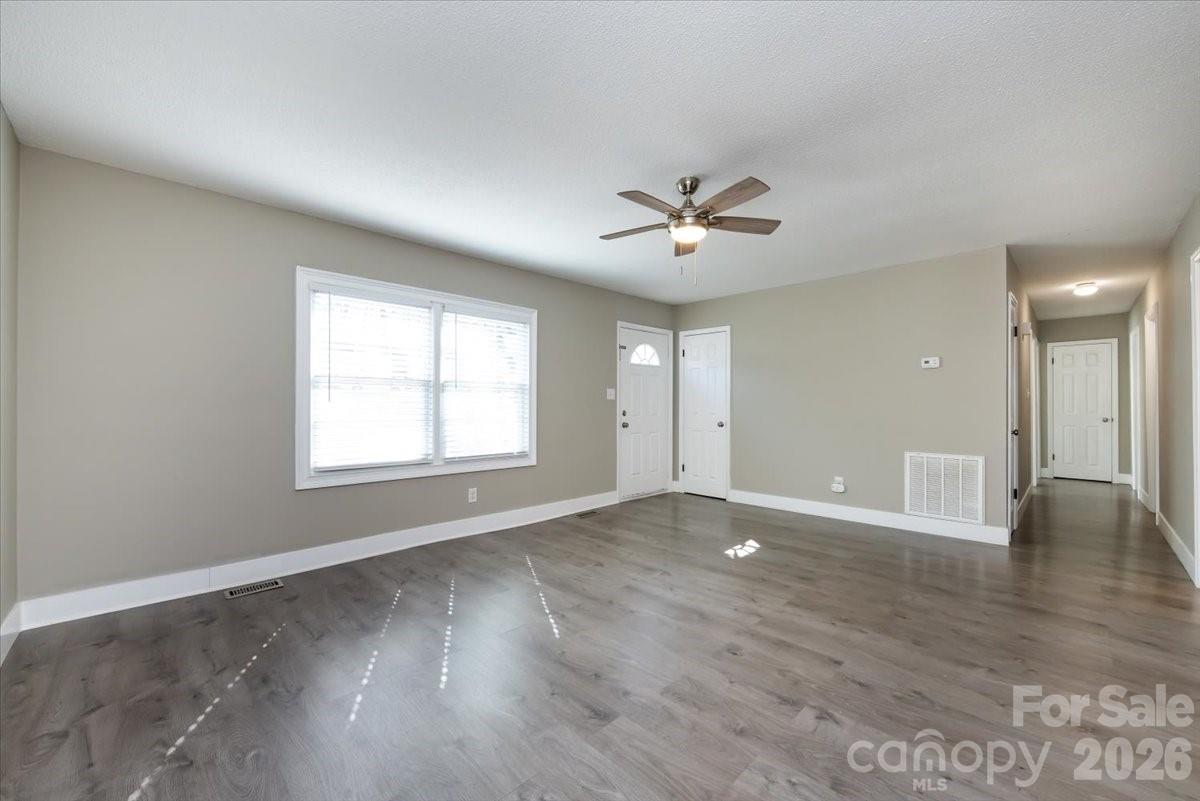 406 Robinson-Clemmer Road Dallas, NC 28034 - Photo 6 of 32