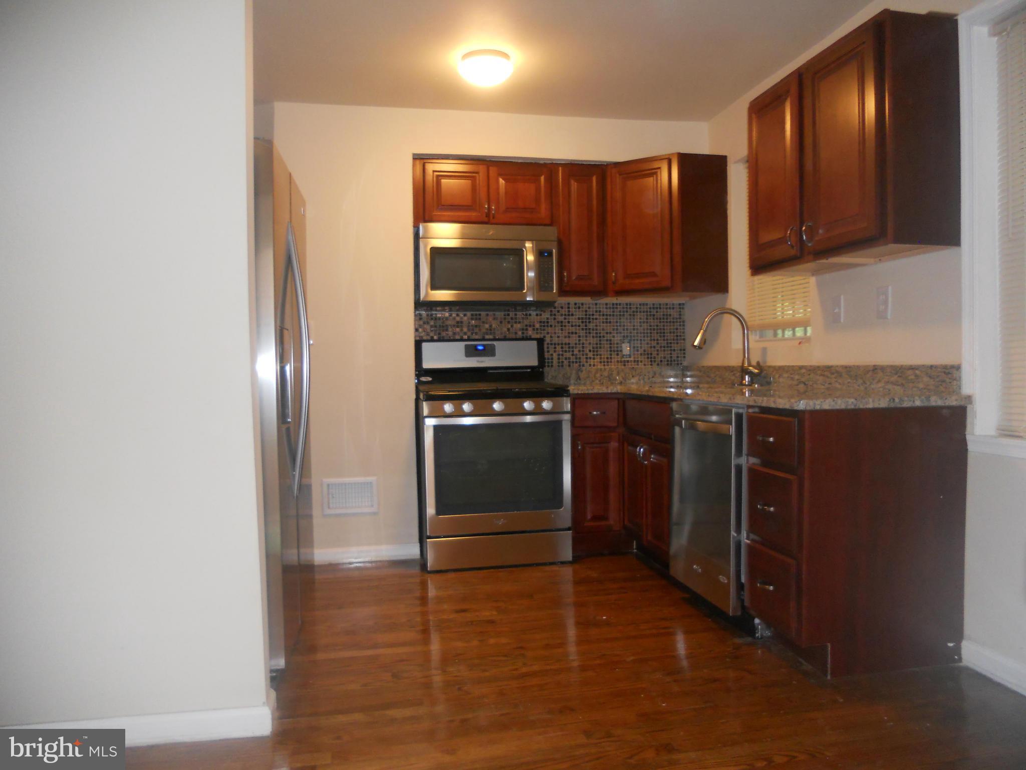 5155 Sheriff Road Northeast Washington, DC 20019 - Photo 5 of 10 Kitchen