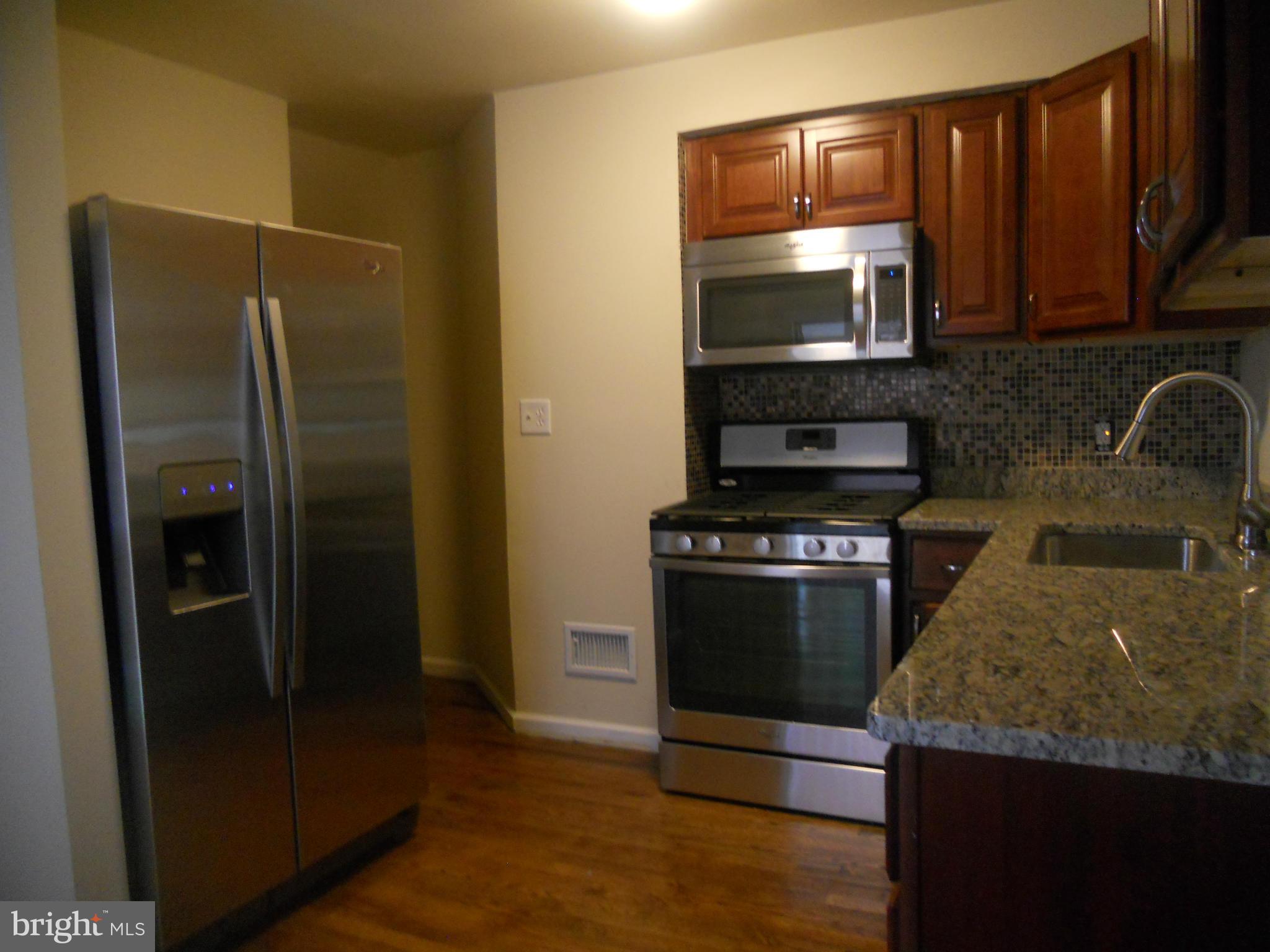 5155 Sheriff Road Northeast Washington, DC 20019 - Photo 6 of 10 Kitchen