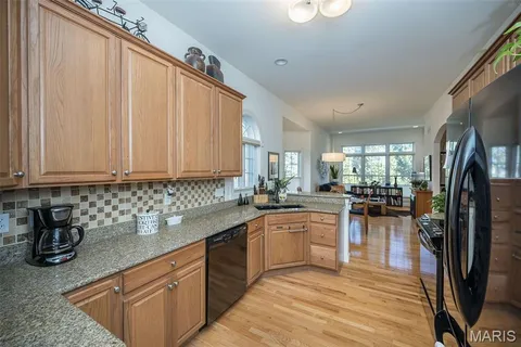 $665,000 | 904 Chesterfield Villas Circle, Chesterfield, MO 63017