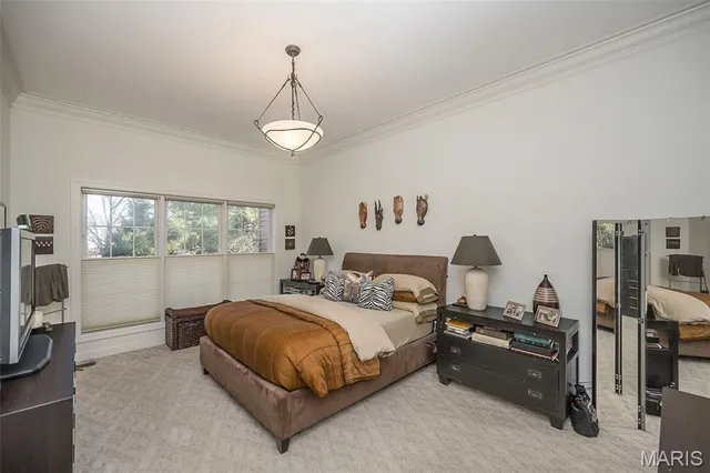 $665,000 | 904 Chesterfield Villas Circle, Chesterfield, MO 63017