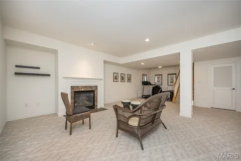 $665,000 | 904 Chesterfield Villas Circle, Chesterfield, MO 63017