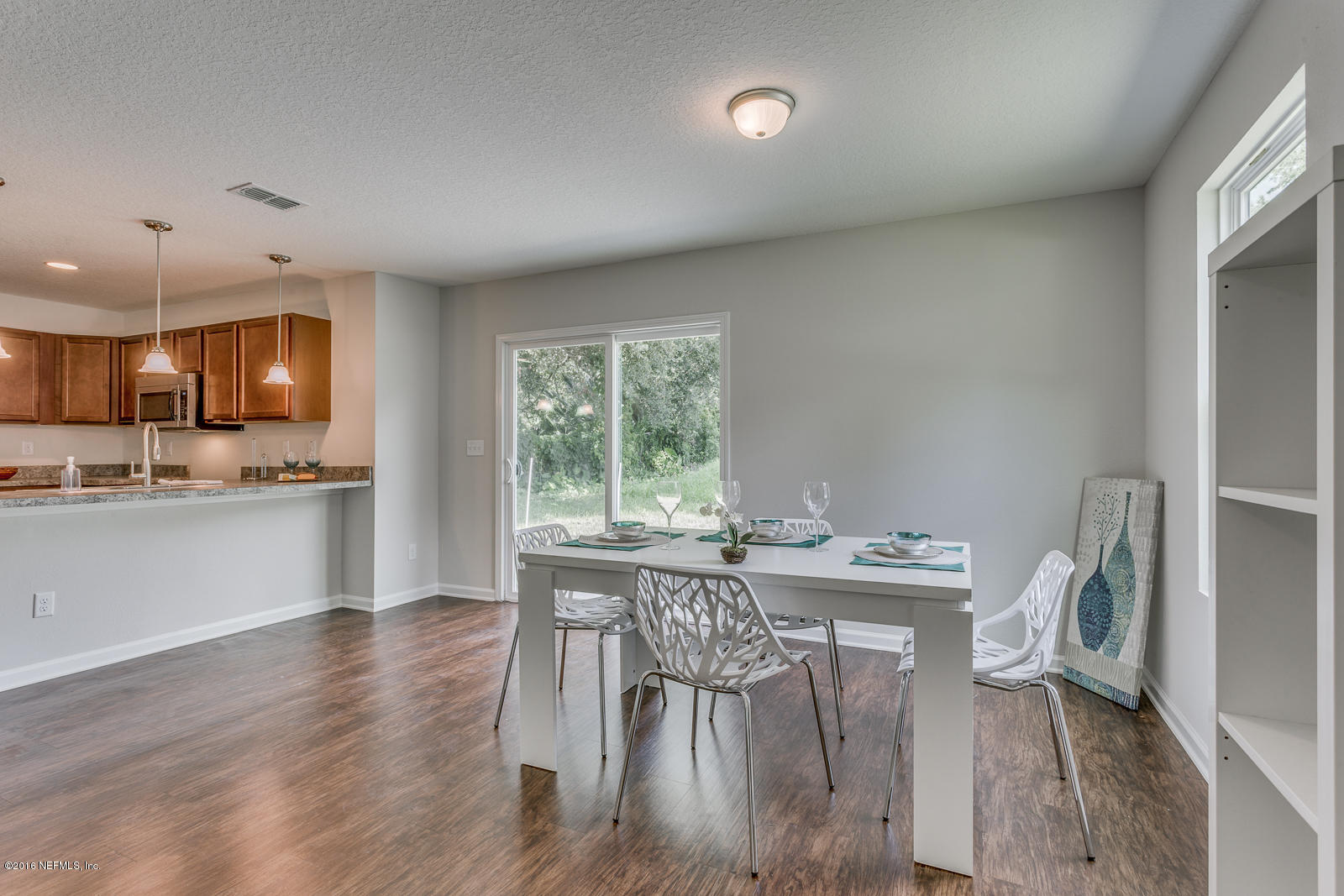 5543 Cruz Road Jacksonville, FL 32207 - Photo 11 of 25 dining3-2