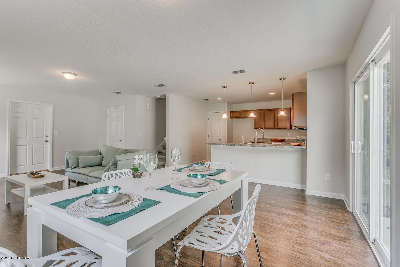5543 Cruz Road Jacksonville, FL 32207 - Photo 10 of 25 dining2-2