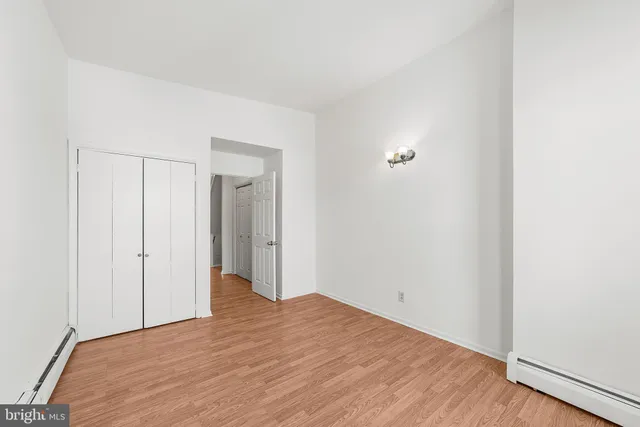 $239,900 | 25 Colonial Avenue, Trenton, NJ 08618