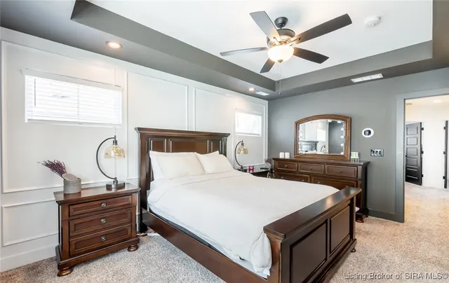 $2,600 | 719 East Chestnut Street, Jeffersonville, IN 47130