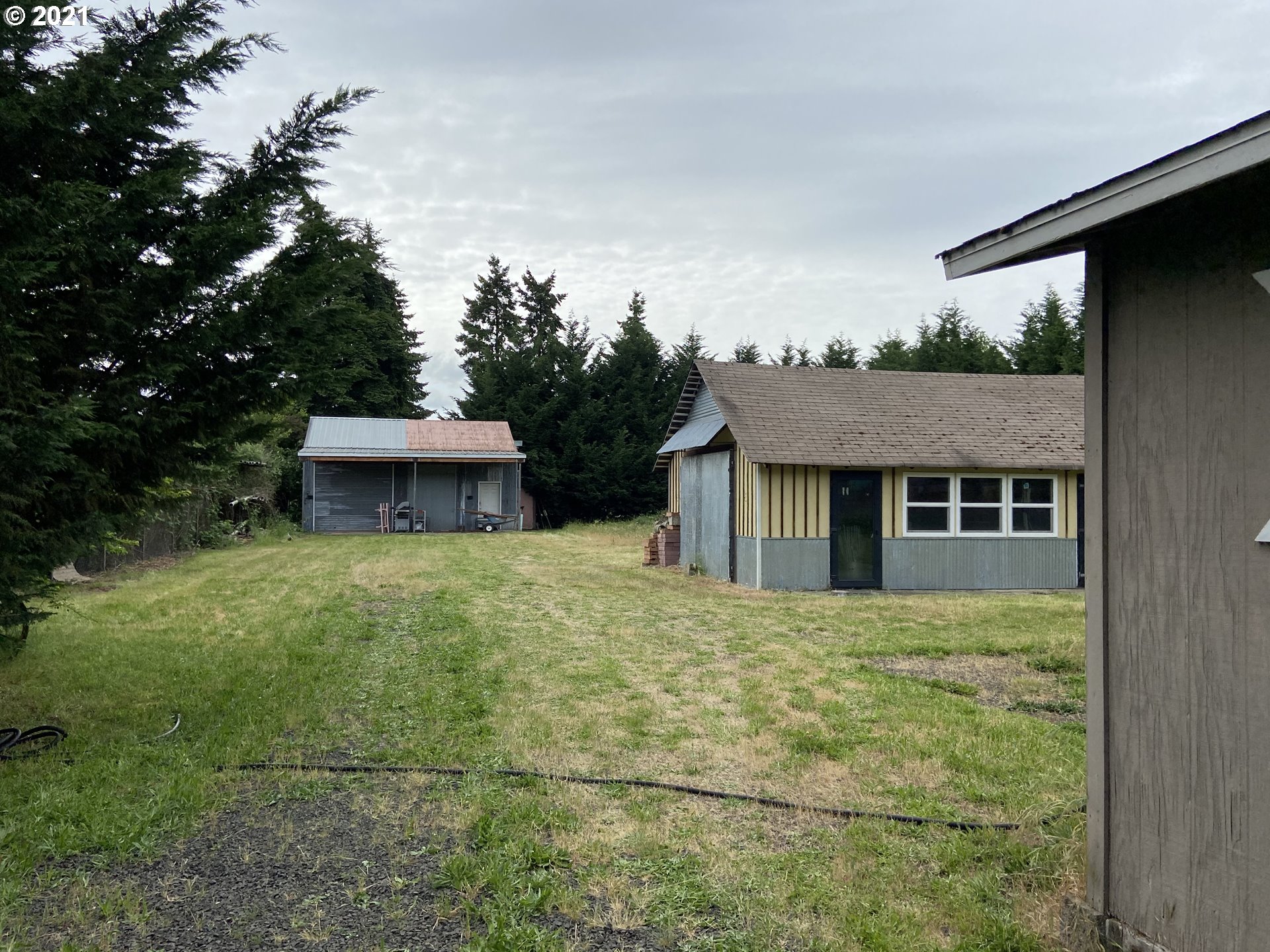 93724 Prairie Road Junction City, OR 97448 - Photo 4 of 21 Gallery Image 4