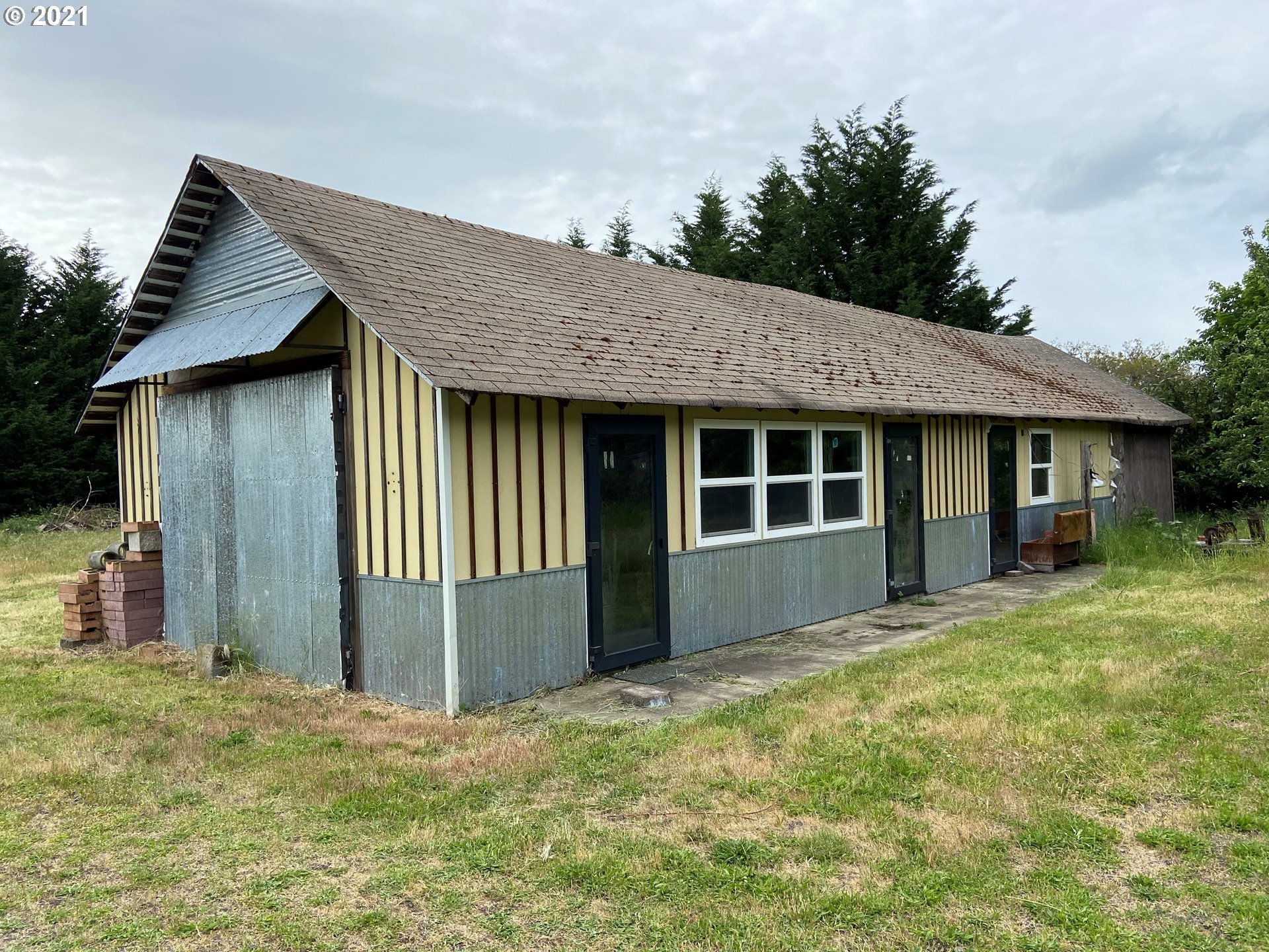 93724 Prairie Road Junction City, OR 97448 - Photo 10 of 21 Gallery Image 10