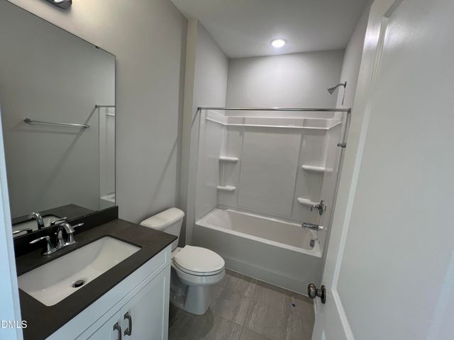 $450,000 | 2805 Carbondale Court, Unit 638, Apex, NC 27502